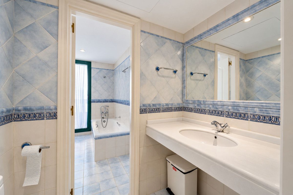 3 Bed Penthouse Duplex in Elviria