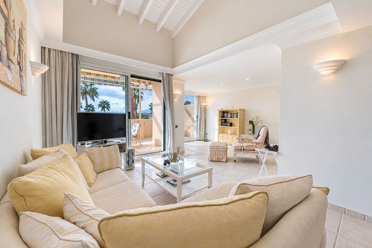 3 Bed Penthouse Duplex in Elviria