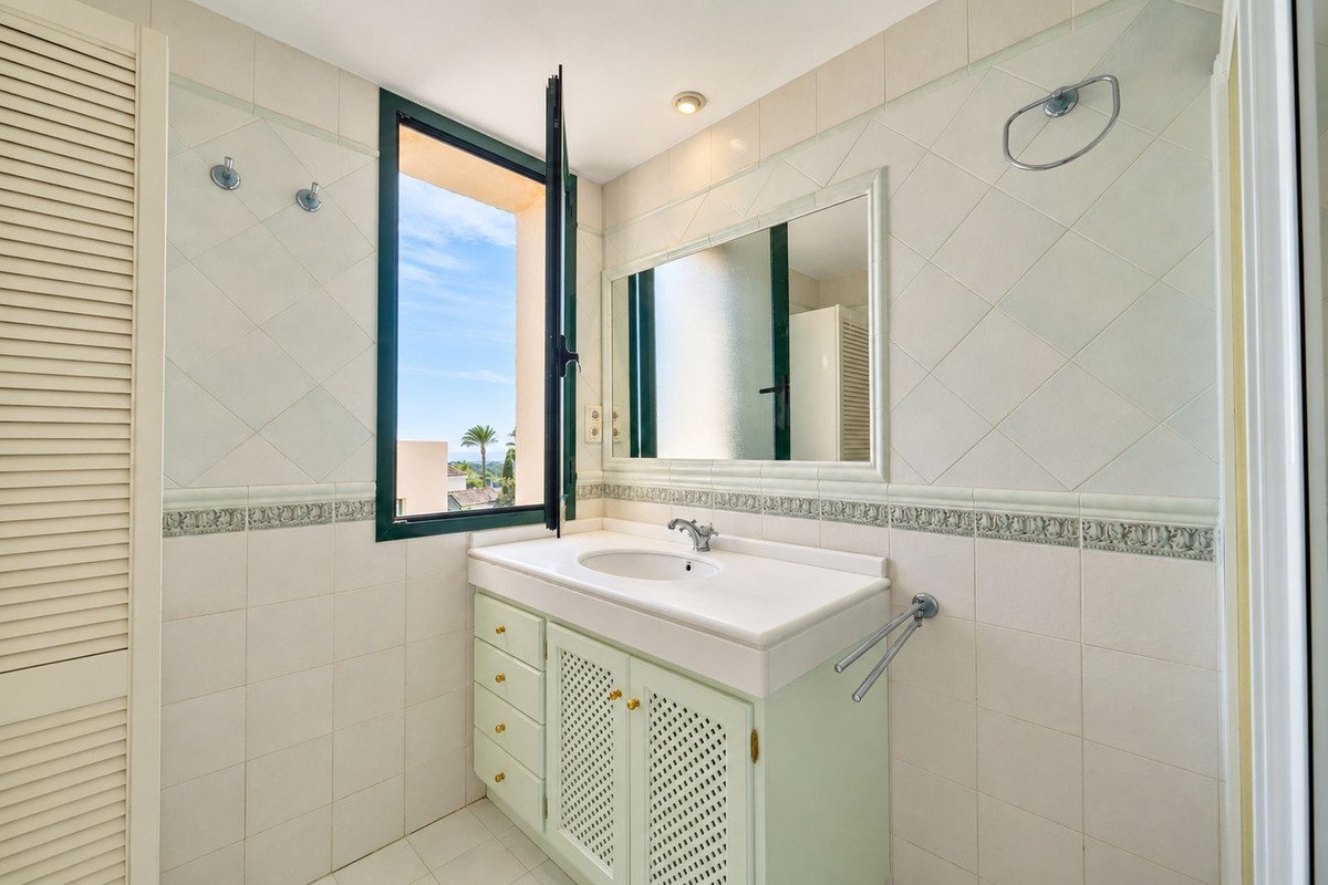 3 Bed Penthouse Duplex in Elviria