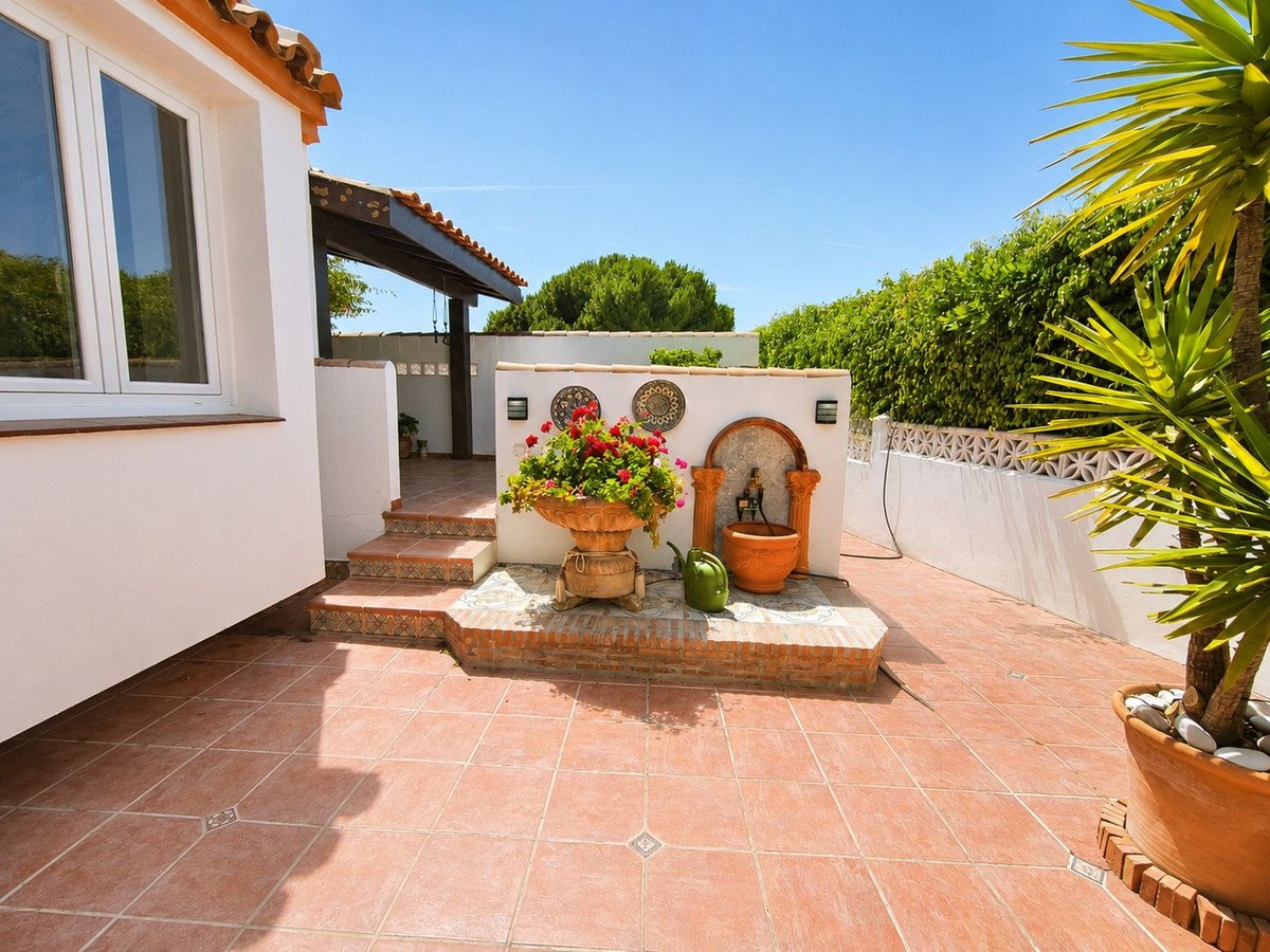 3 Bed Detached Villa in Manilva
