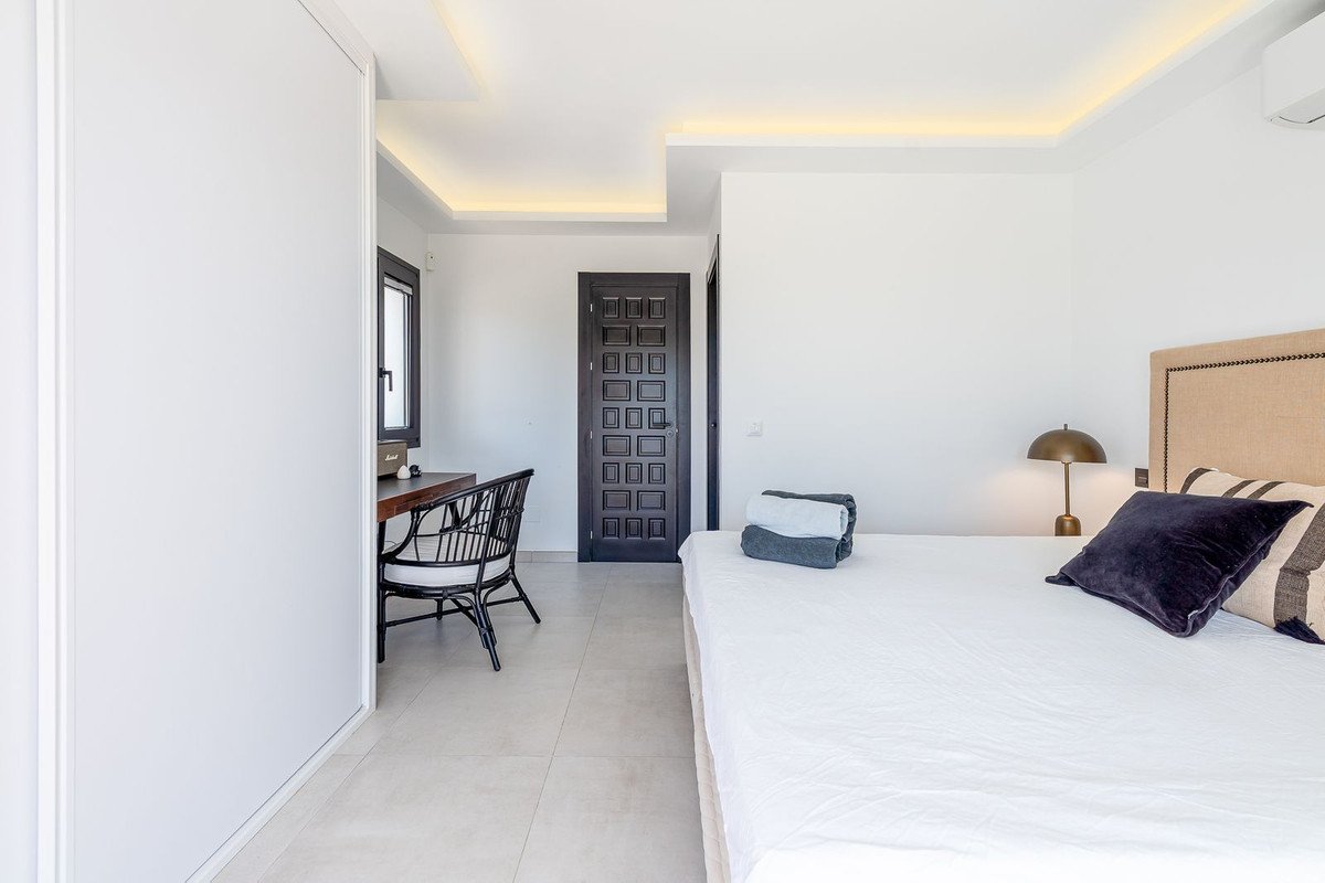 4 Bed Detached Villa in Carib Playa