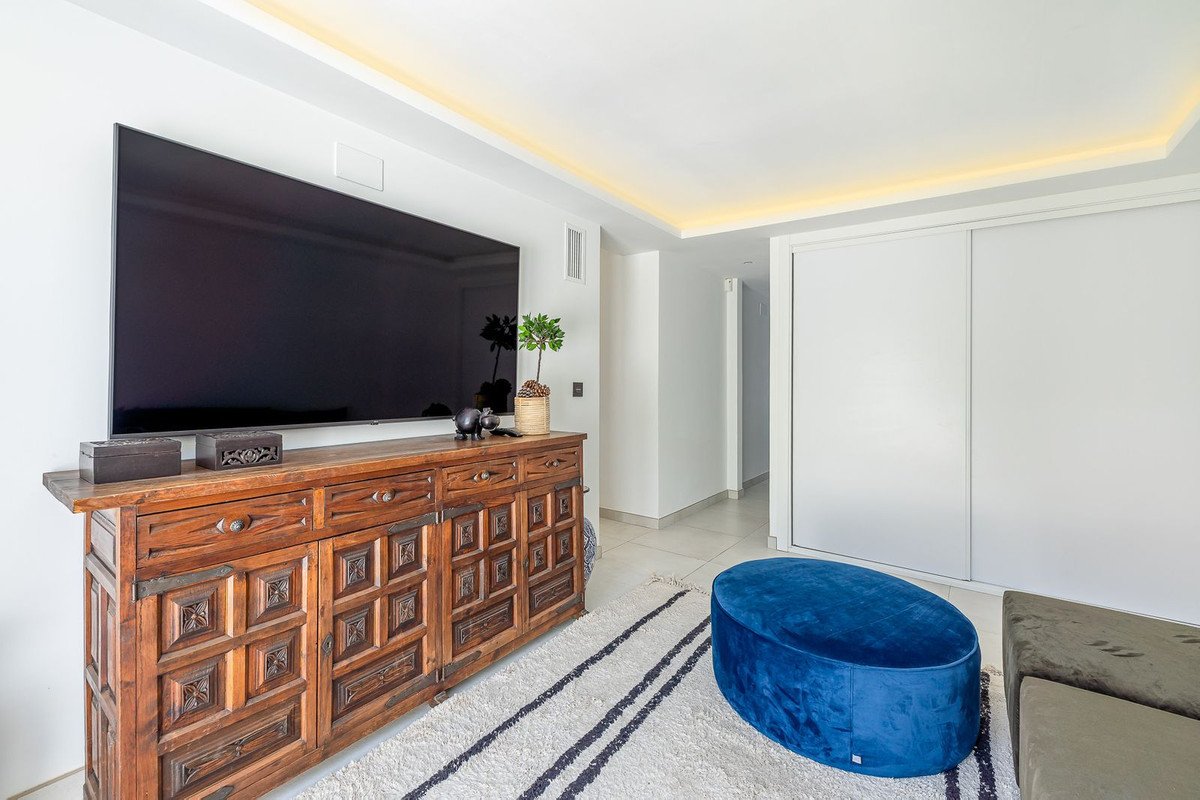 4 Bed Detached Villa in Carib Playa