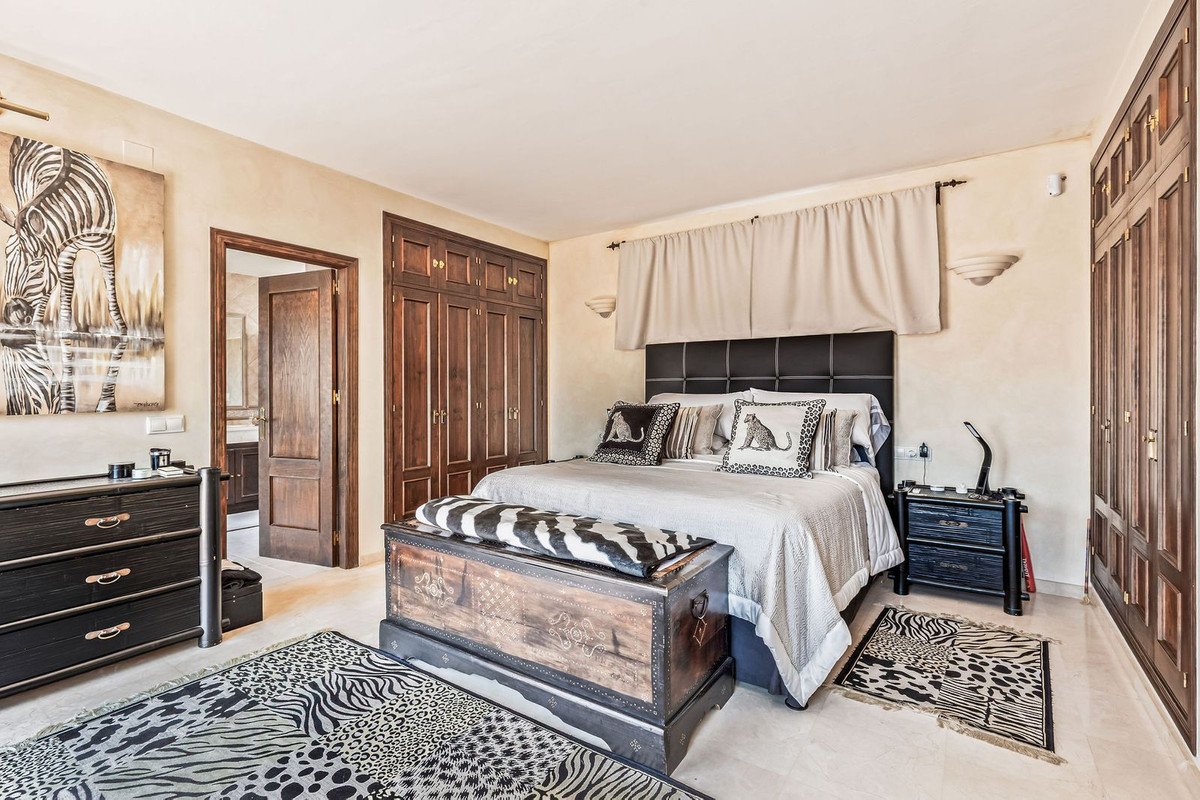 4 Bed Detached Villa in Costalita