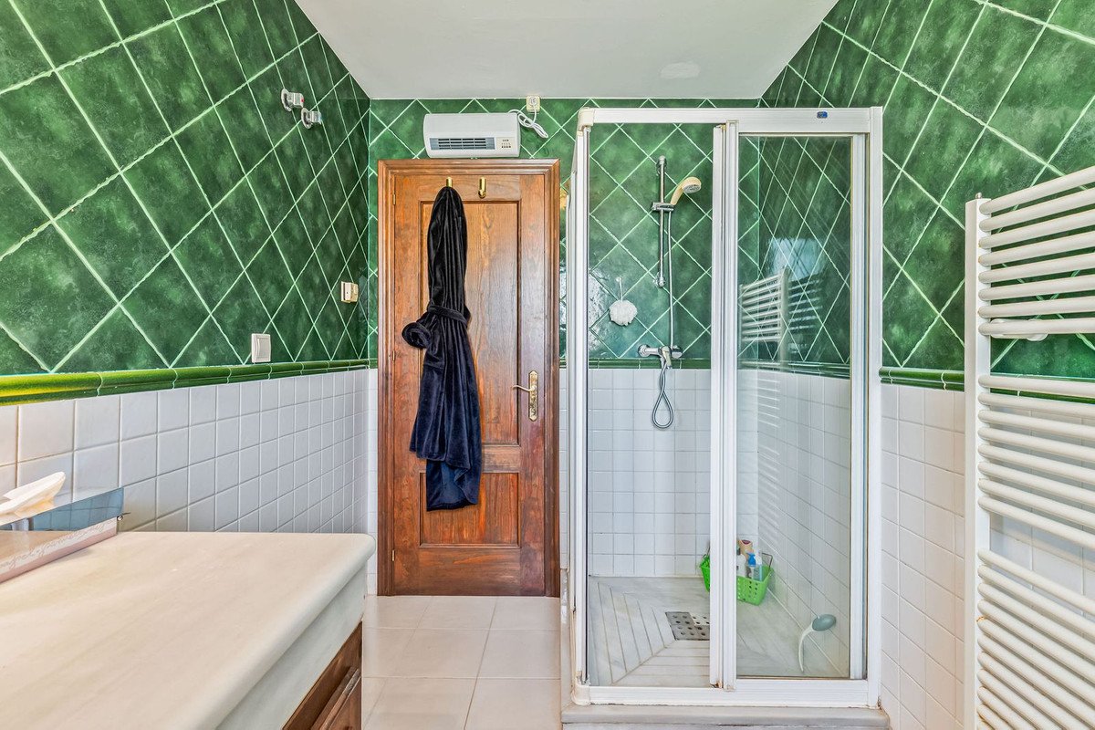 4 Bed Detached Villa in Costalita
