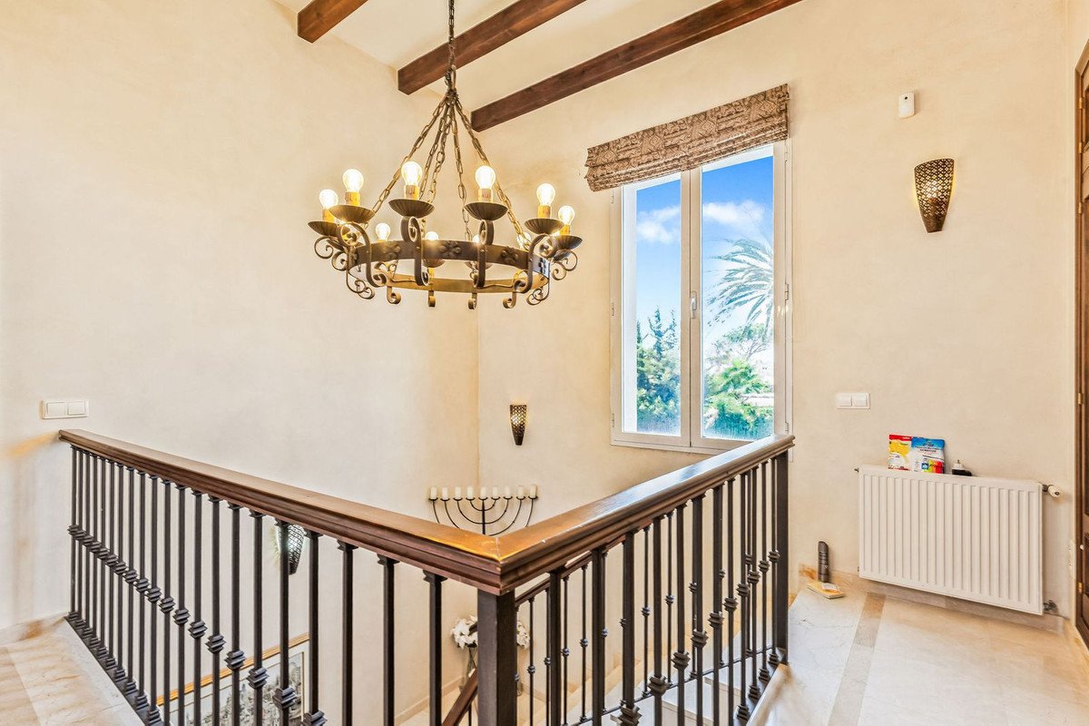 4 Bed Detached Villa in Costalita