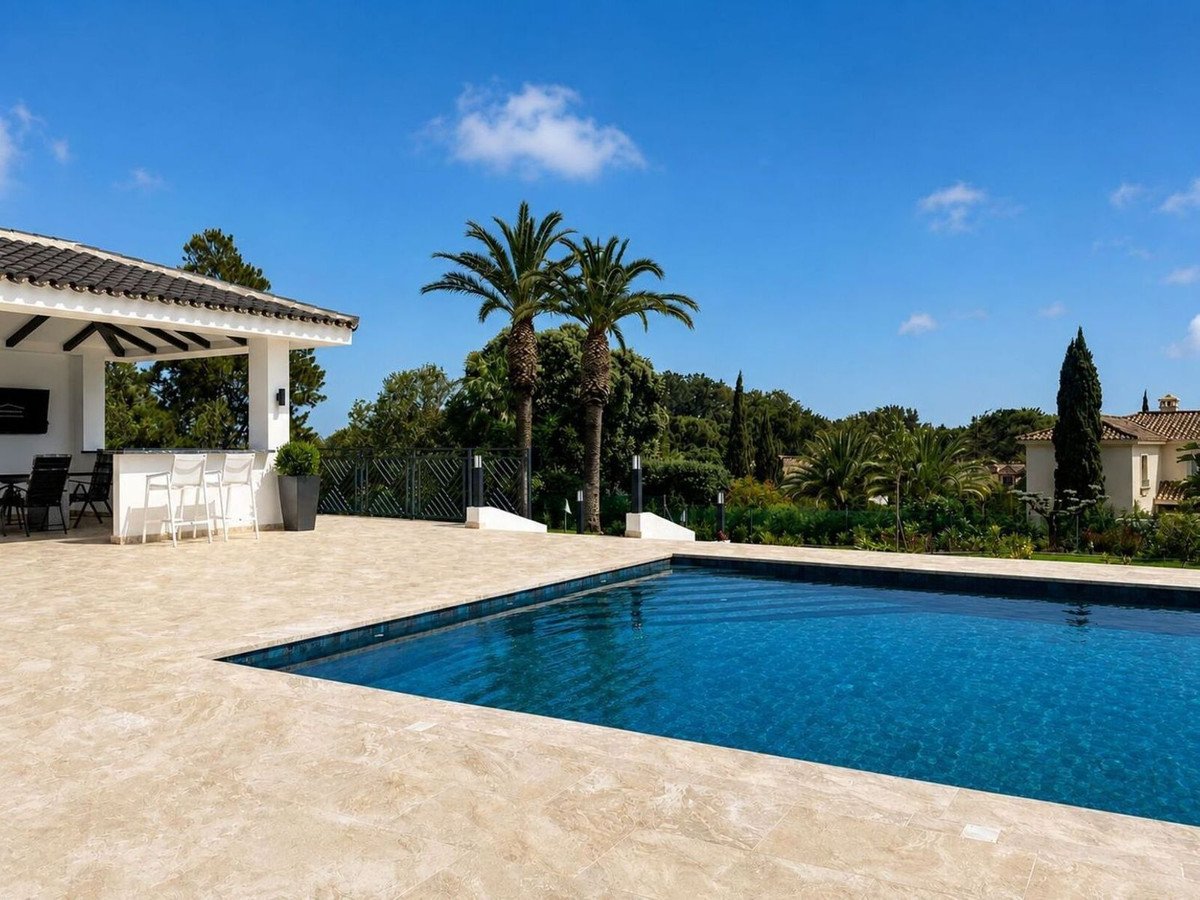 5 Bed Detached Villa in Sotogrande