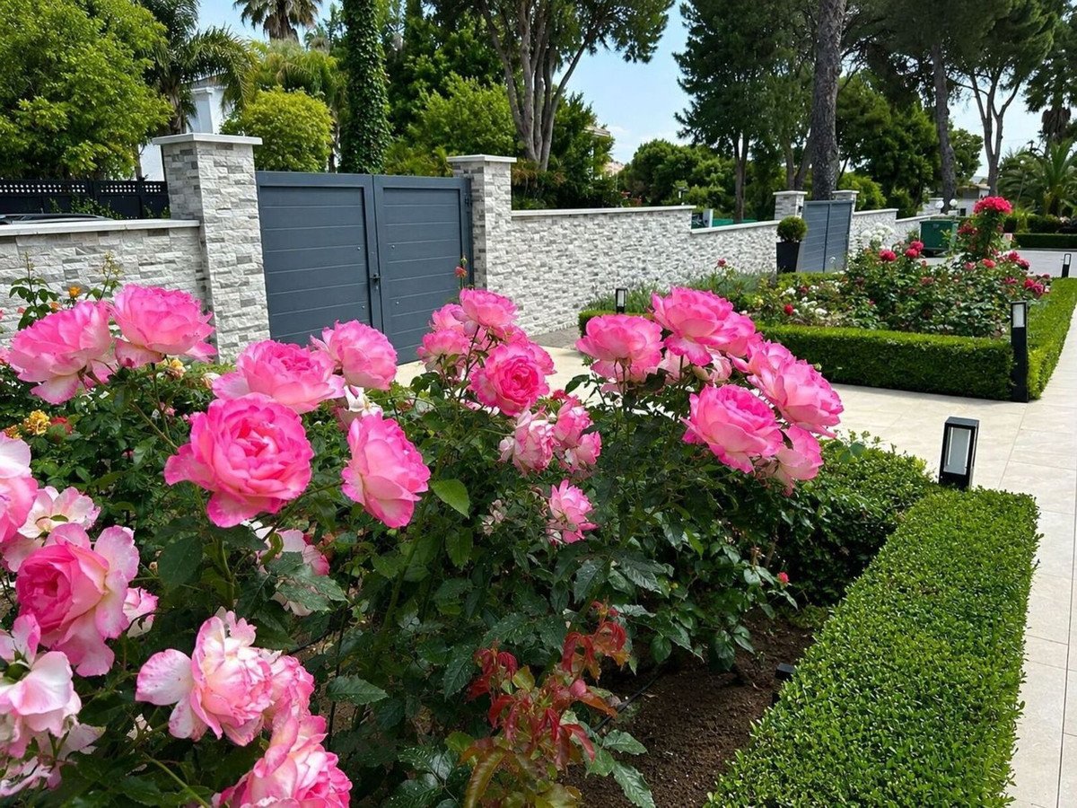5 Bed Detached Villa in Sotogrande