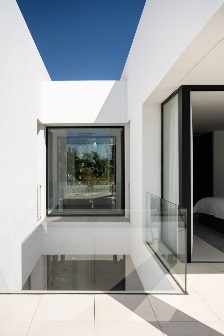 5 Bed Detached Villa in Marbella