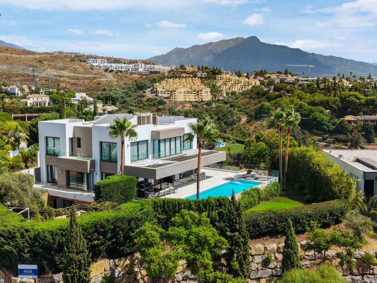 6 Bed Detached Villa in Benahavís
