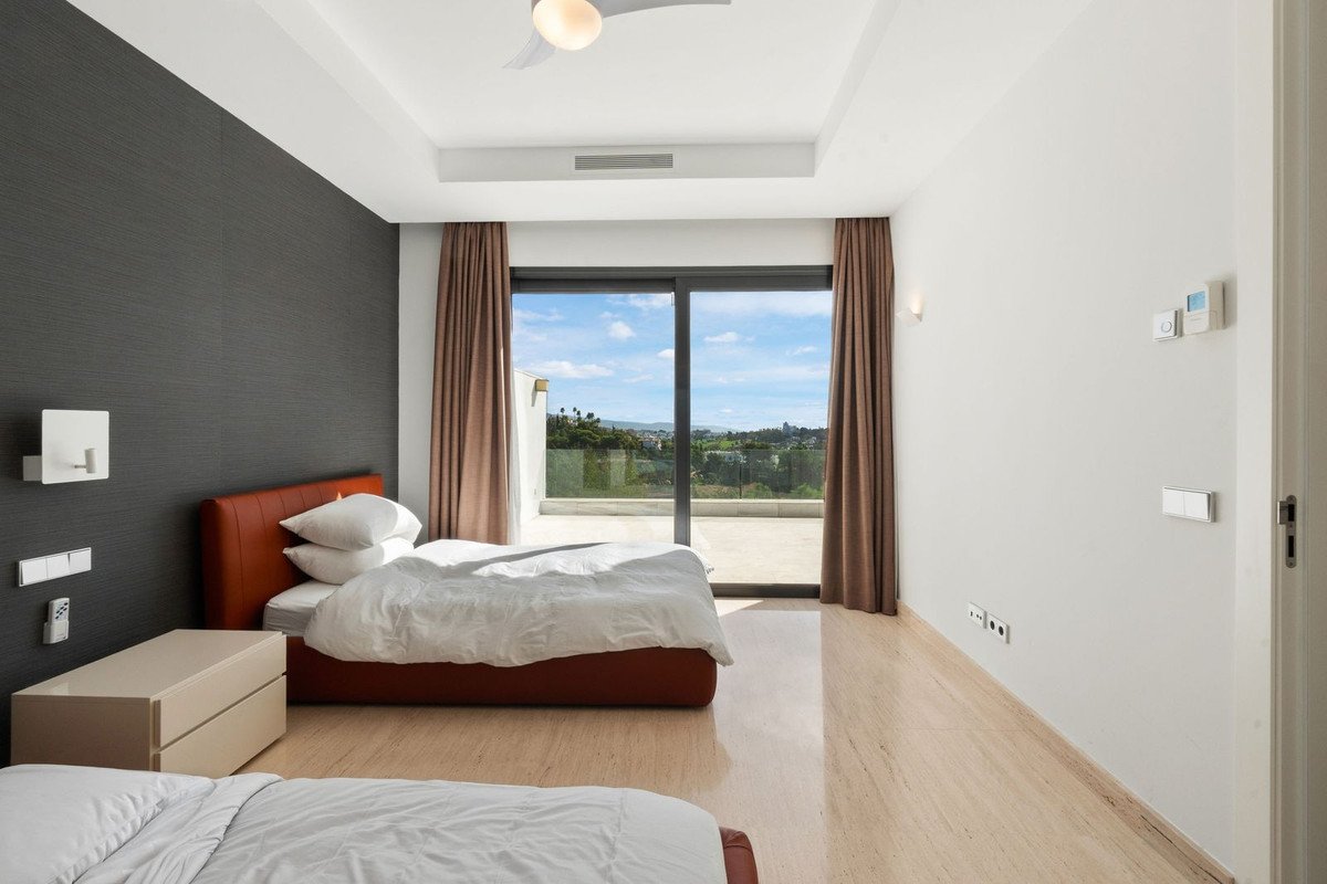6 Bed Detached Villa in Benahavís