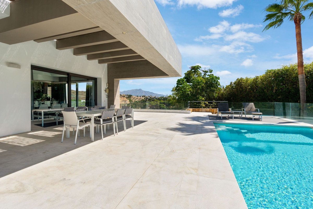 6 Bed Detached Villa in Benahavís