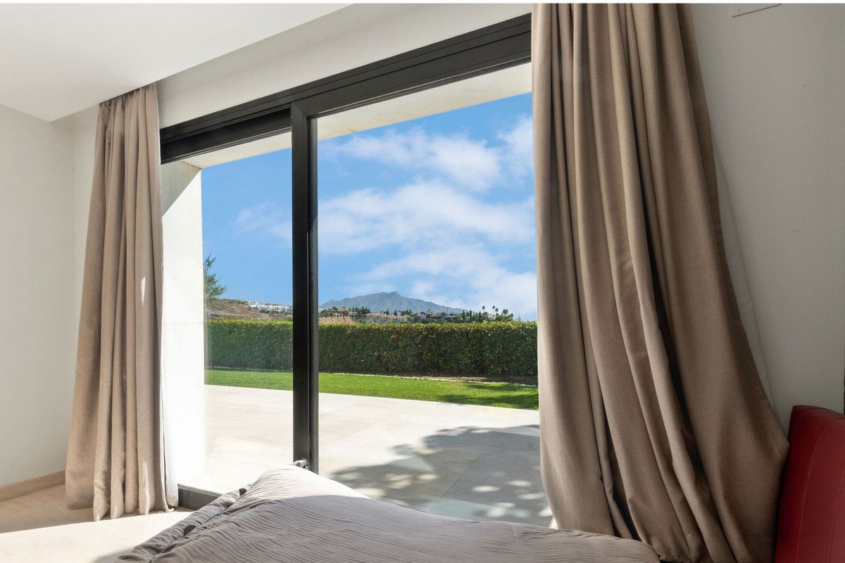 6 Bed Detached Villa in Benahavís