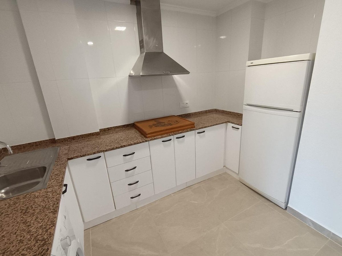 2 Bed Middle Floor Apartment in Playa De La Mata