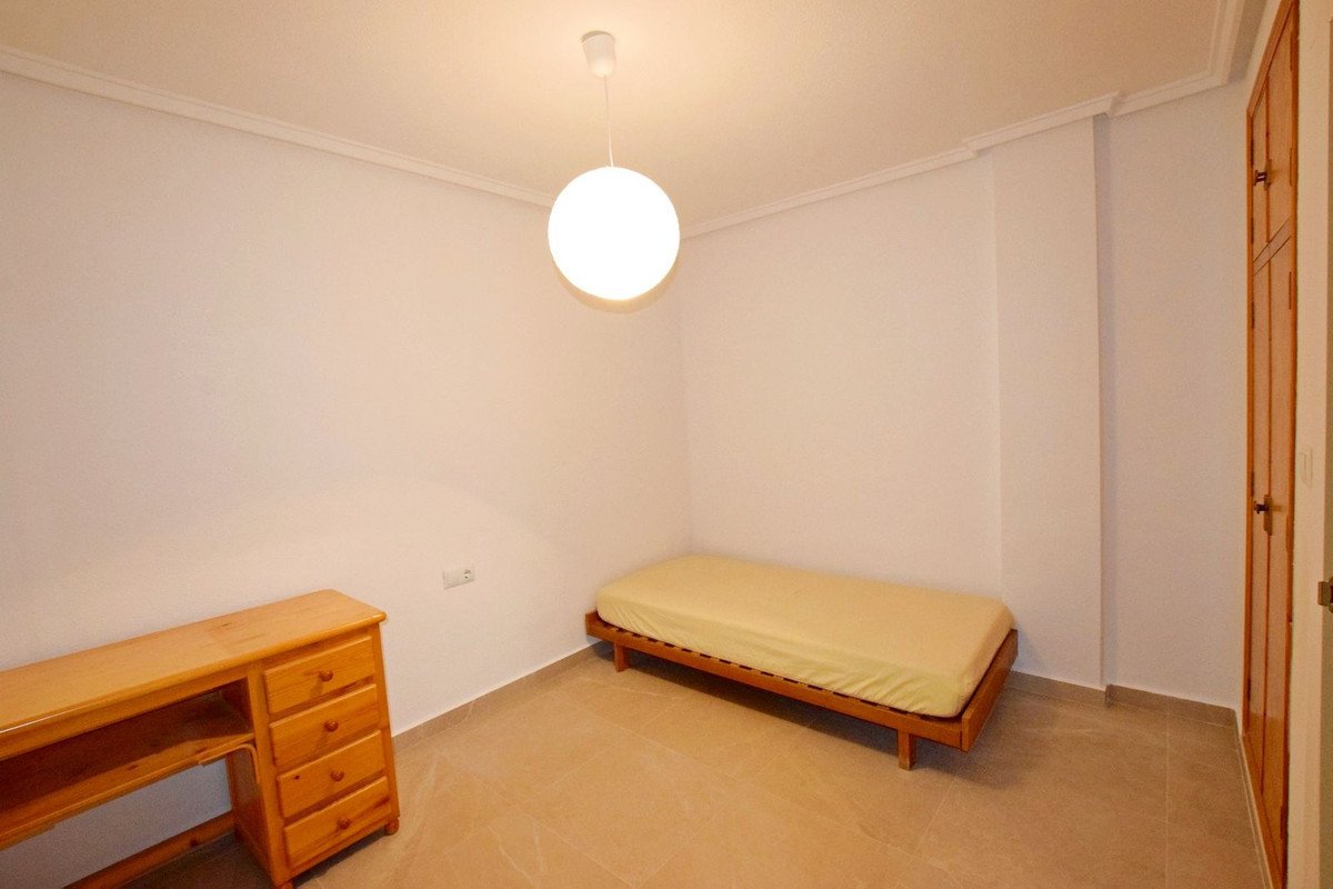 2 Bed Middle Floor Apartment in Playa De La Mata