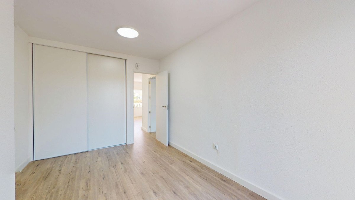 2 Bed Ground Floor Apartment in Orihuela Costa