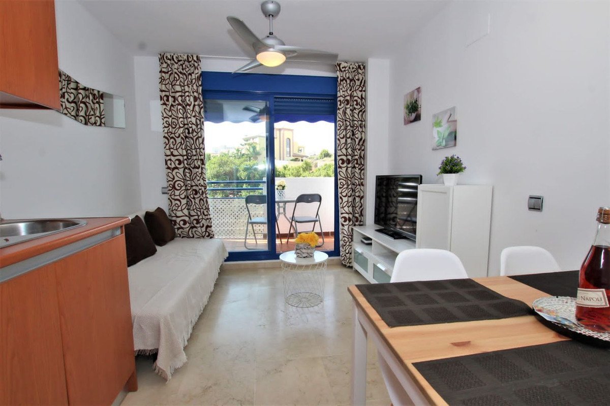 1 Bed Middle Floor Apartment in Benalmadena