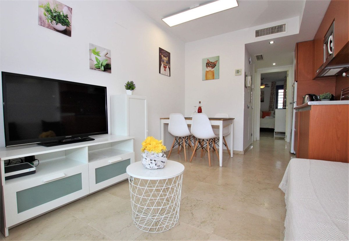 1 Bed Middle Floor Apartment in Benalmadena