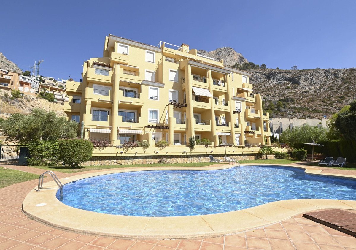 1 Bed Middle Floor Apartment in Altea