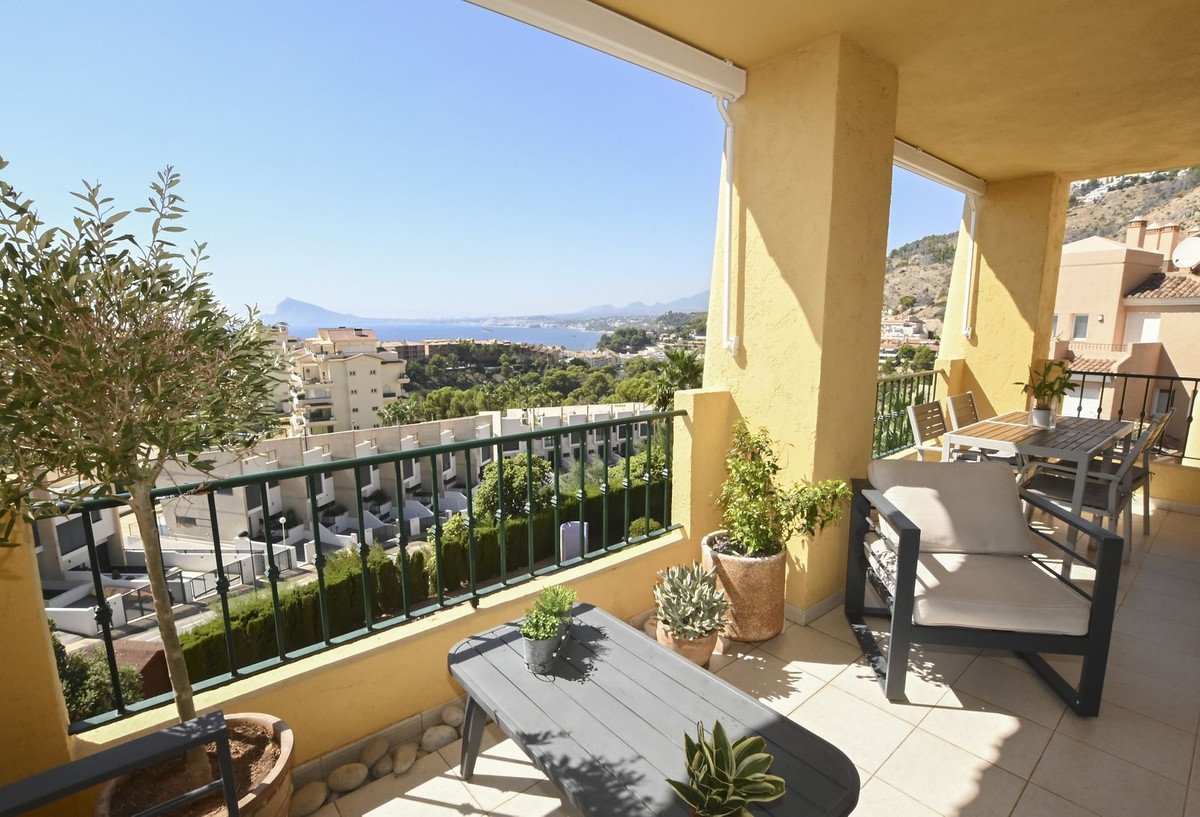1 Bed Middle Floor Apartment in Altea