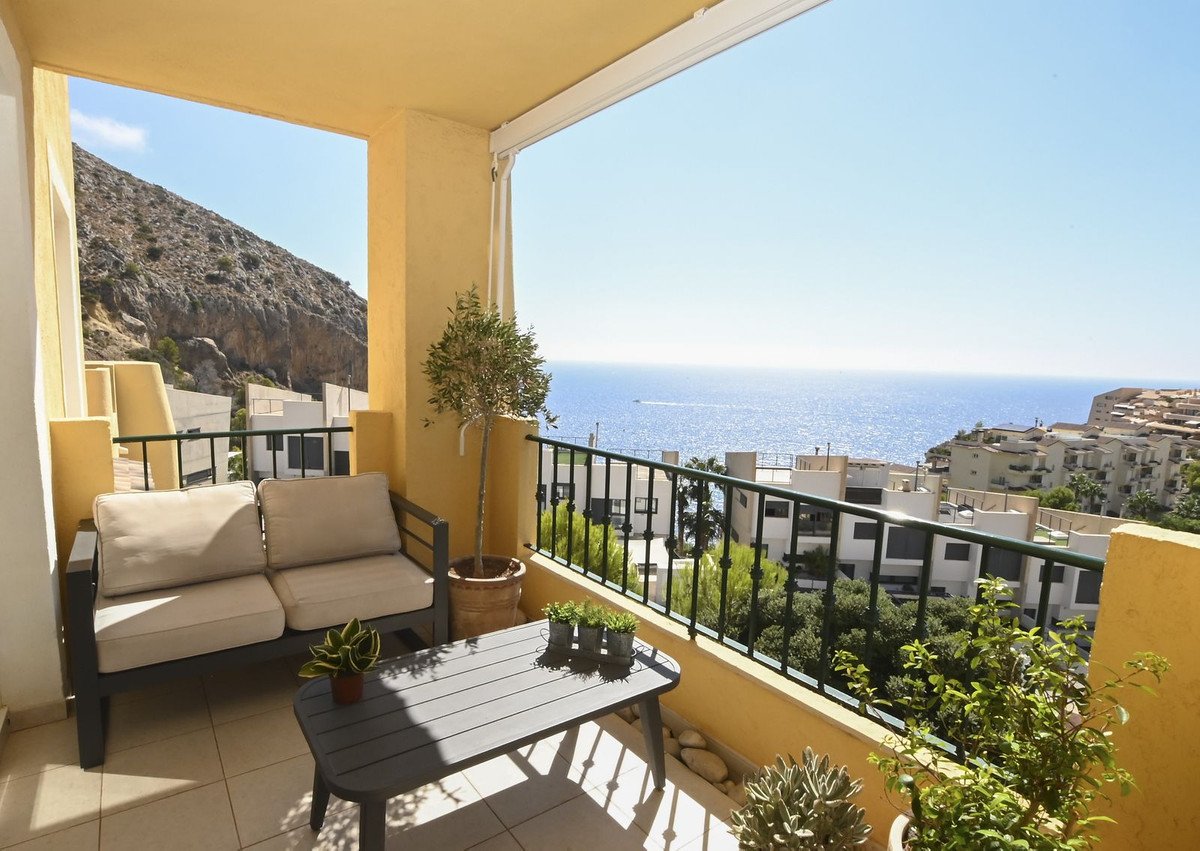1 Bed Middle Floor Apartment in Altea