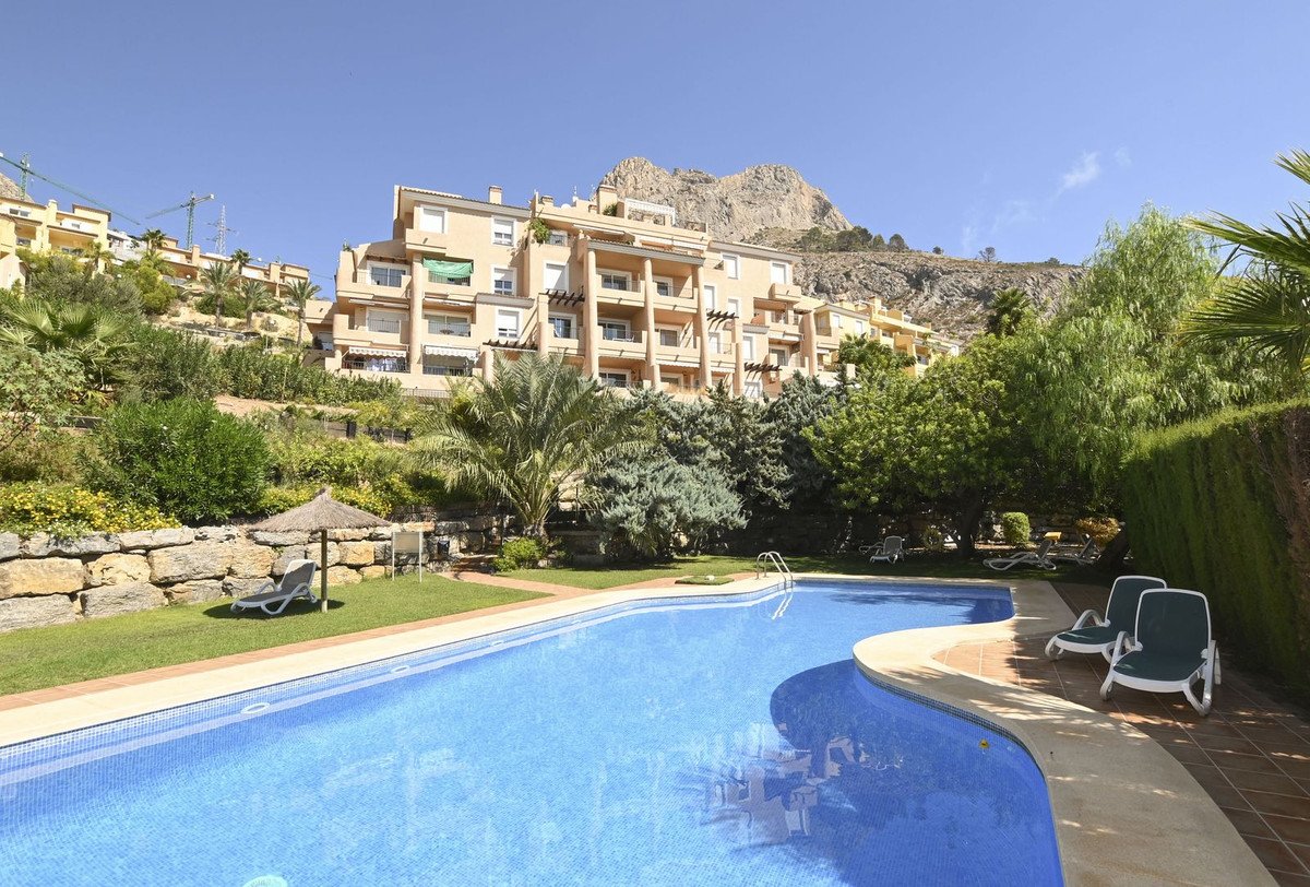 1 Bed Middle Floor Apartment in Altea
