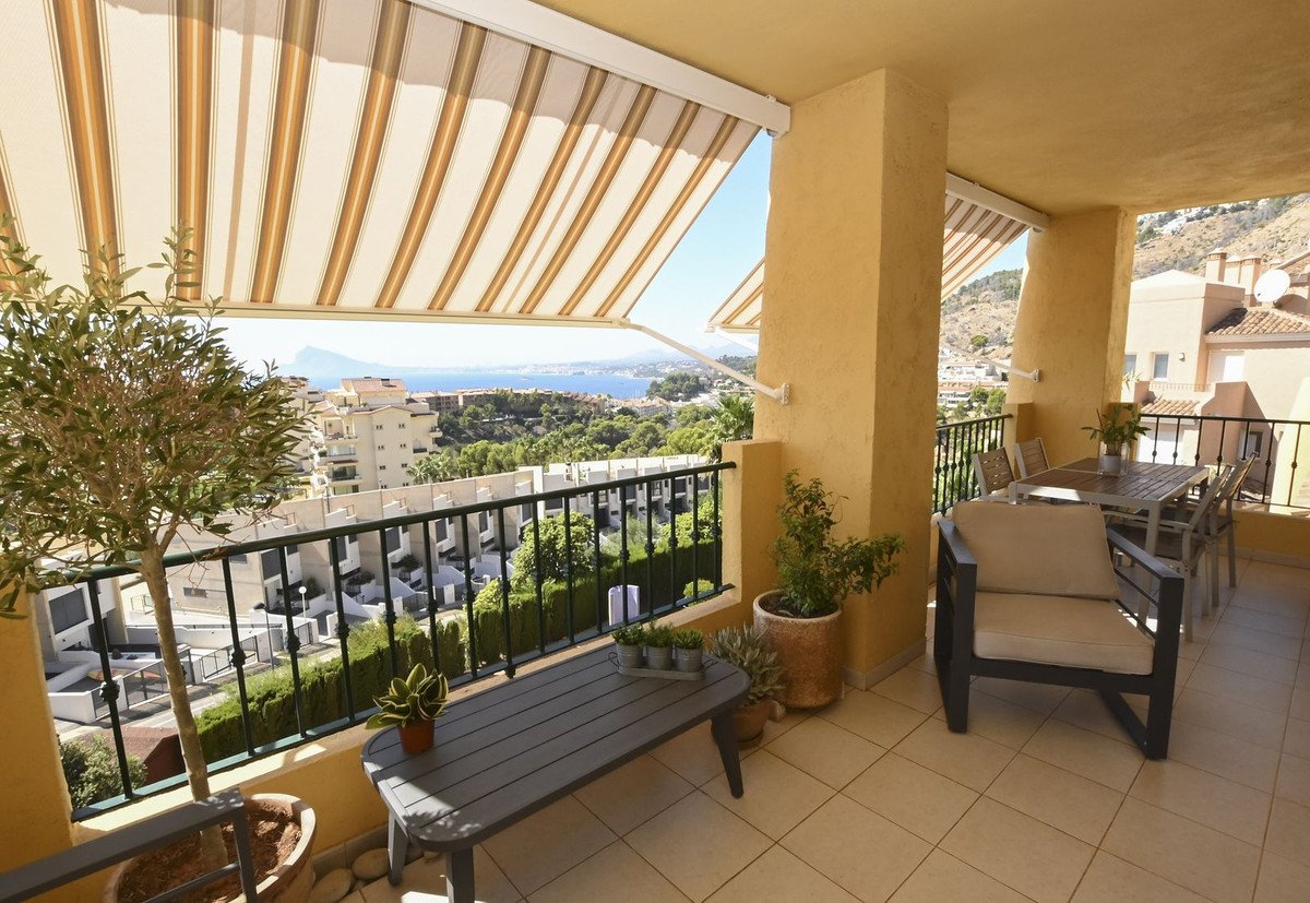 1 Bed Middle Floor Apartment in Altea