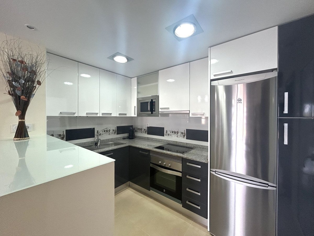 2 Bed Top Floor Apartment in Playa De La Mata
