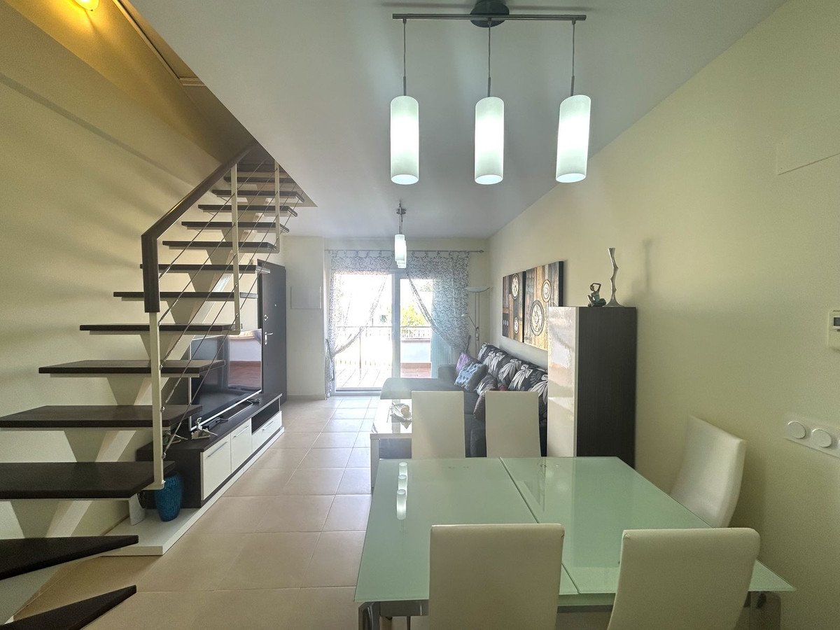 2 Bed Top Floor Apartment in Playa De La Mata