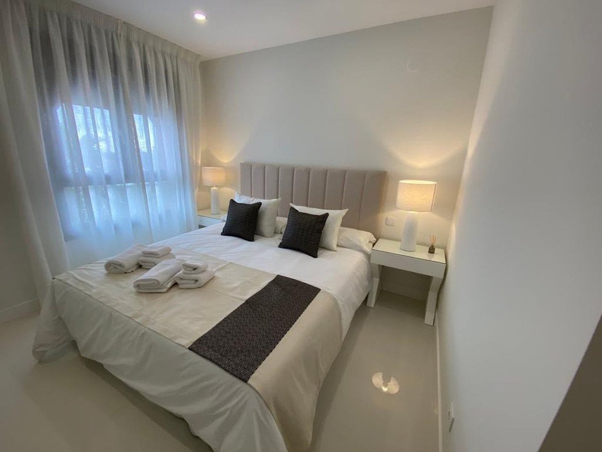 2 Bed Ground Floor Apartment in Punta Chullera
