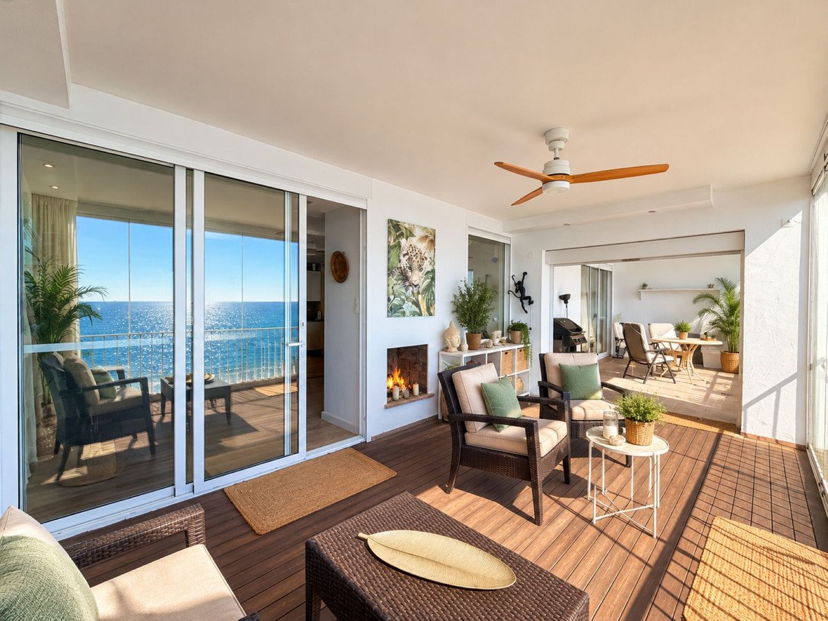 2 Bed Penthouse in Estepona