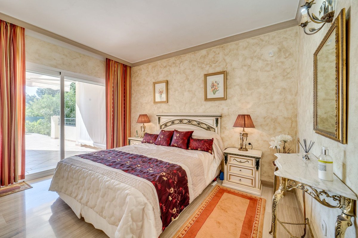 2 Bed Ground Floor Apartment in Elviria