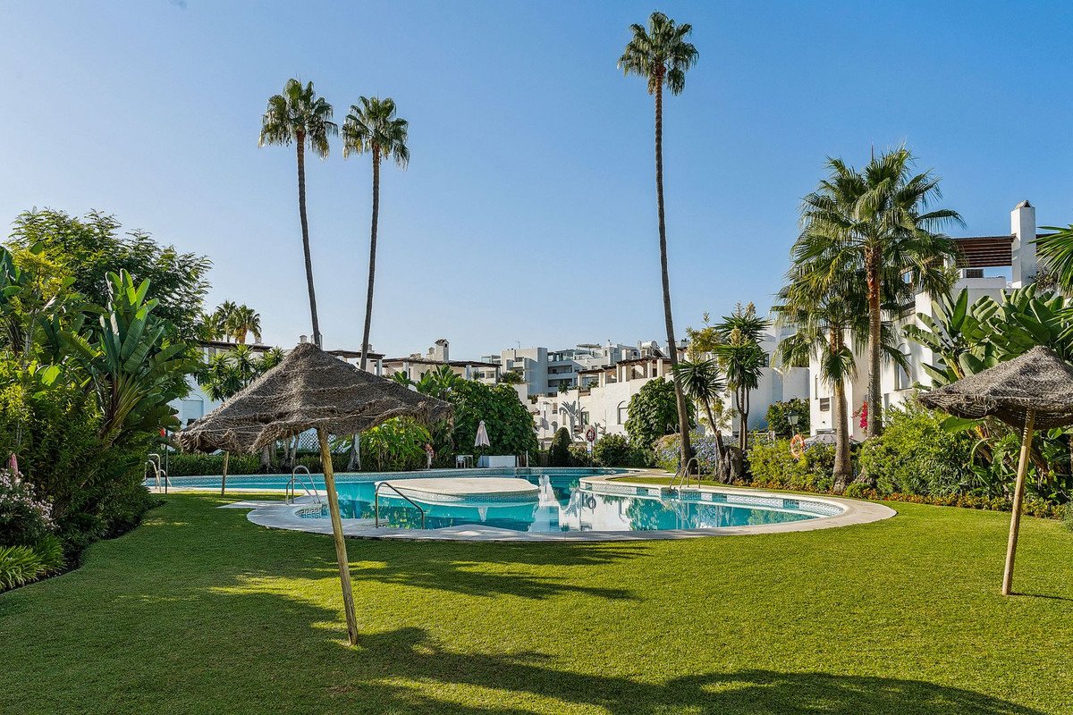 3 Bed Townhouse in San Pedro de Alcántara