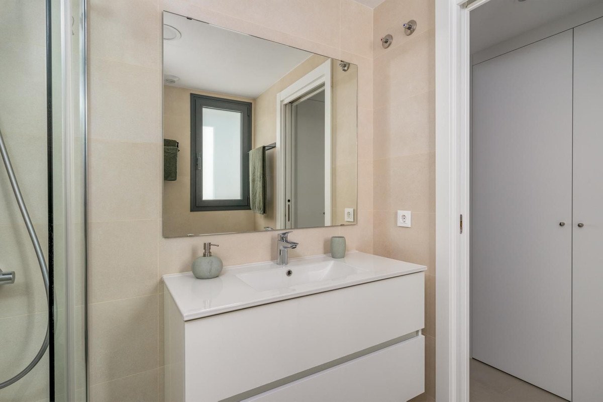 2 Bed Top Floor Apartment in Carvajal