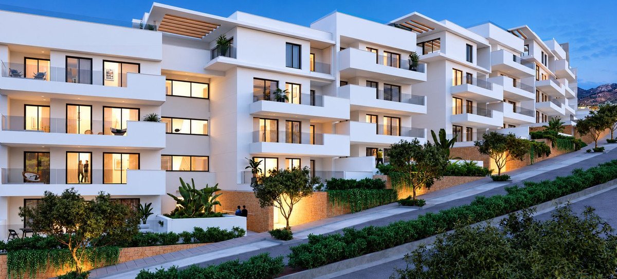 2 Bed Top Floor Apartment in Carvajal