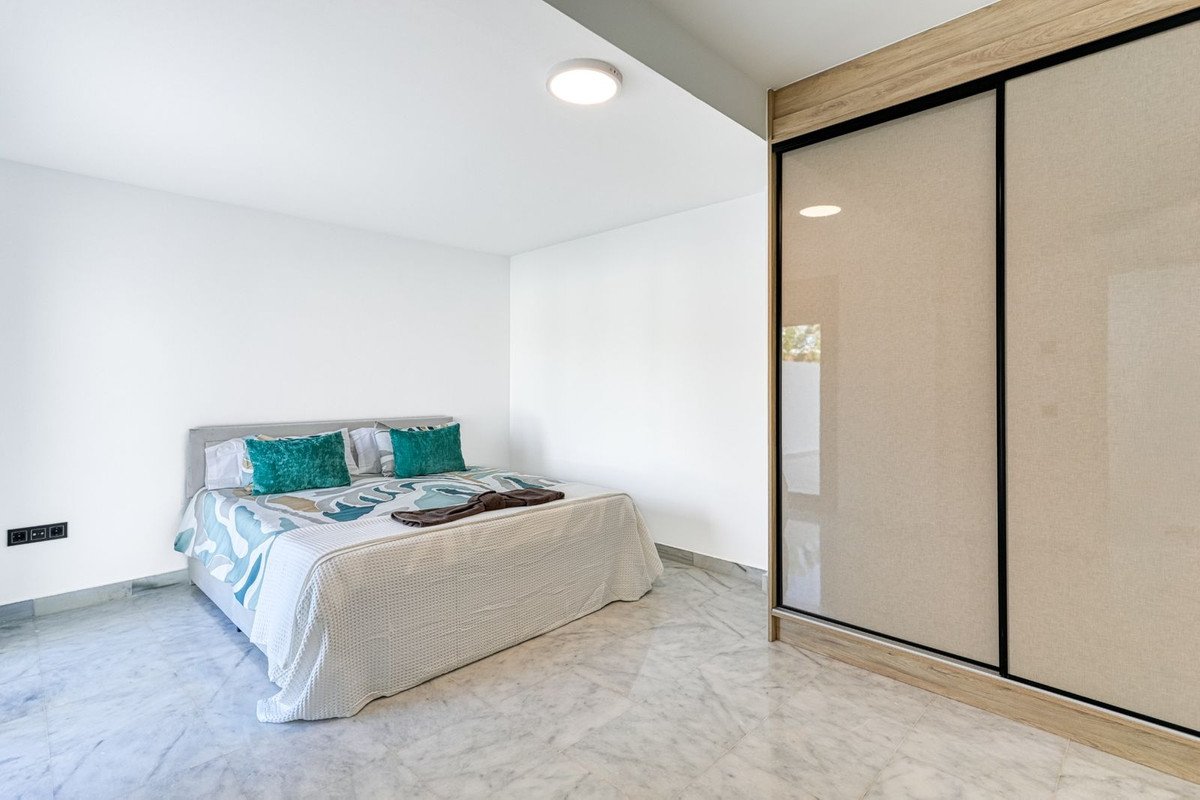 5 Bed Detached Villa in Mijas