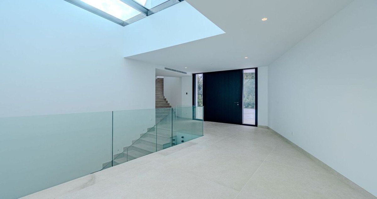5 Bed Detached Villa in Sotogrande