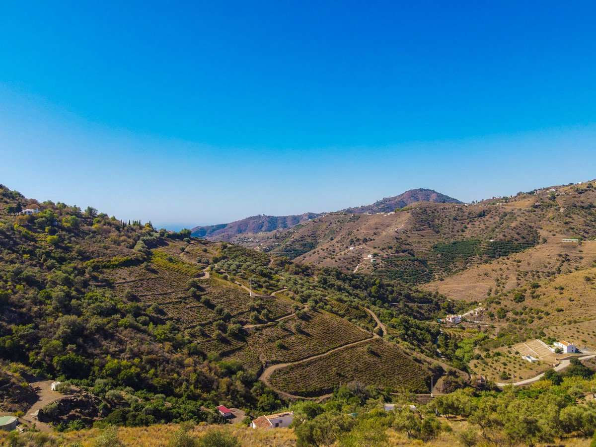 2 Bed Detached Villa in Cómpeta
