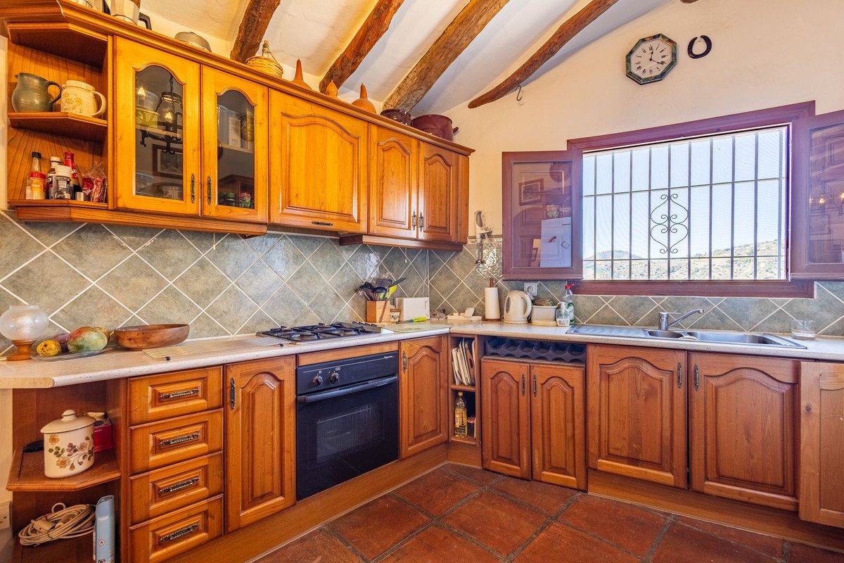 2 Bed Detached Villa in Cómpeta