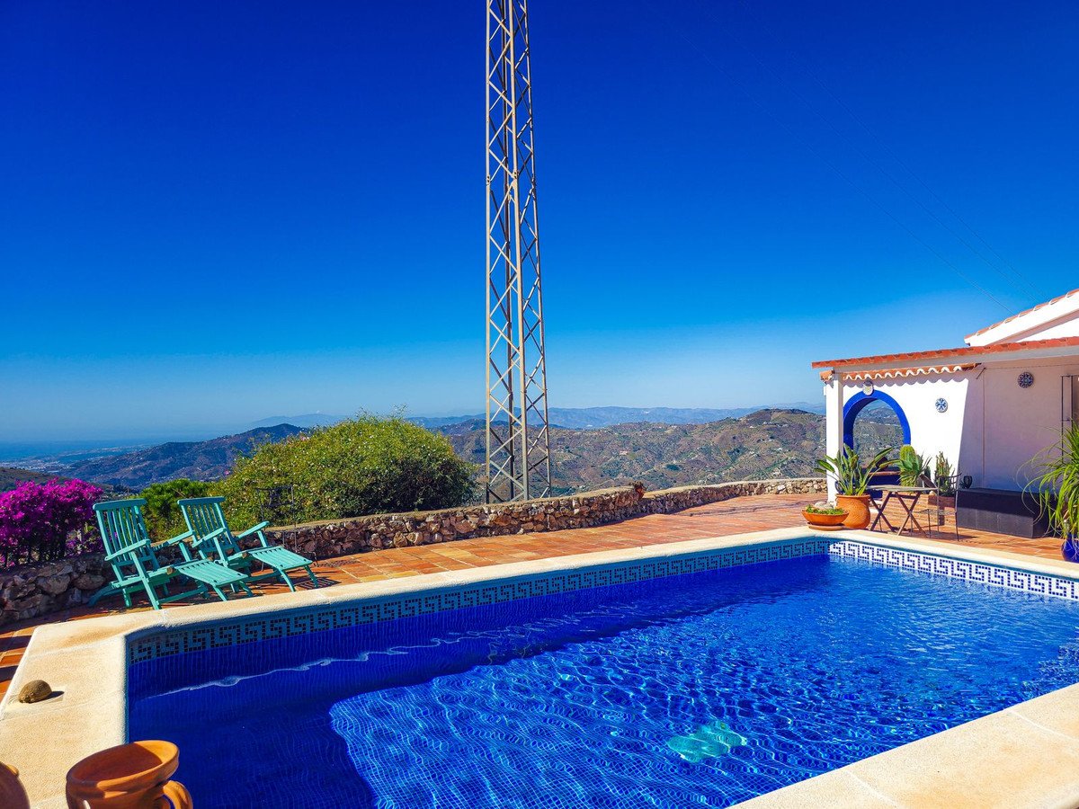 3 Bed Detached Villa in Cómpeta