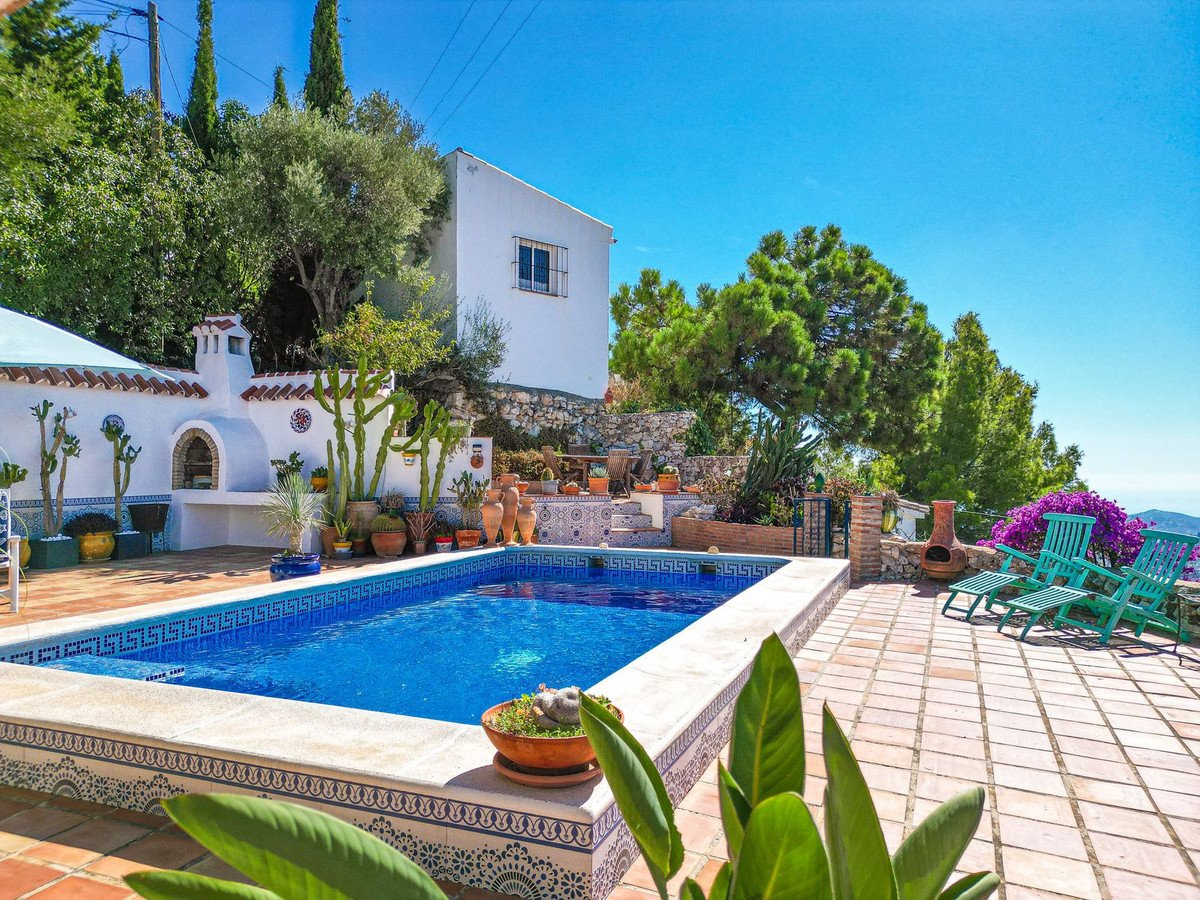 3 Bed Detached Villa in Cómpeta