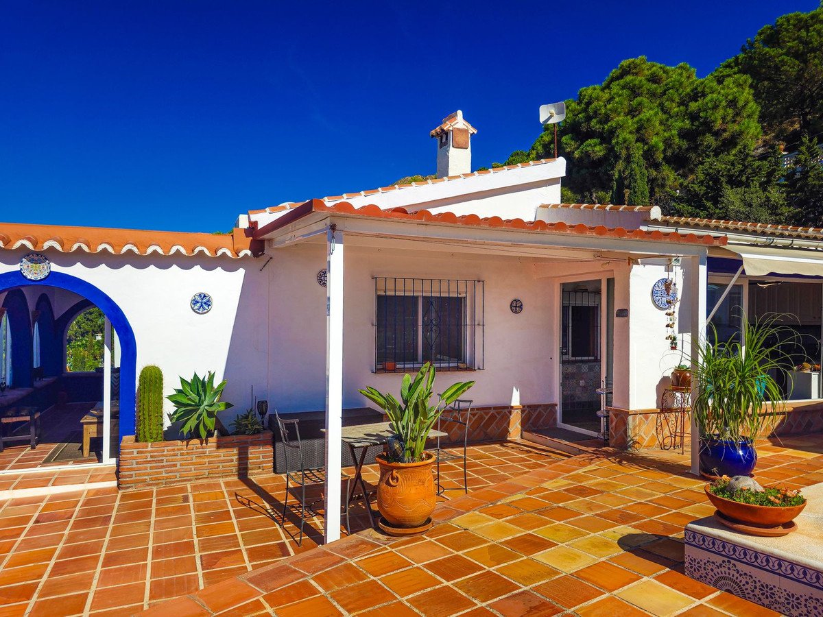 3 Bed Detached Villa in Cómpeta