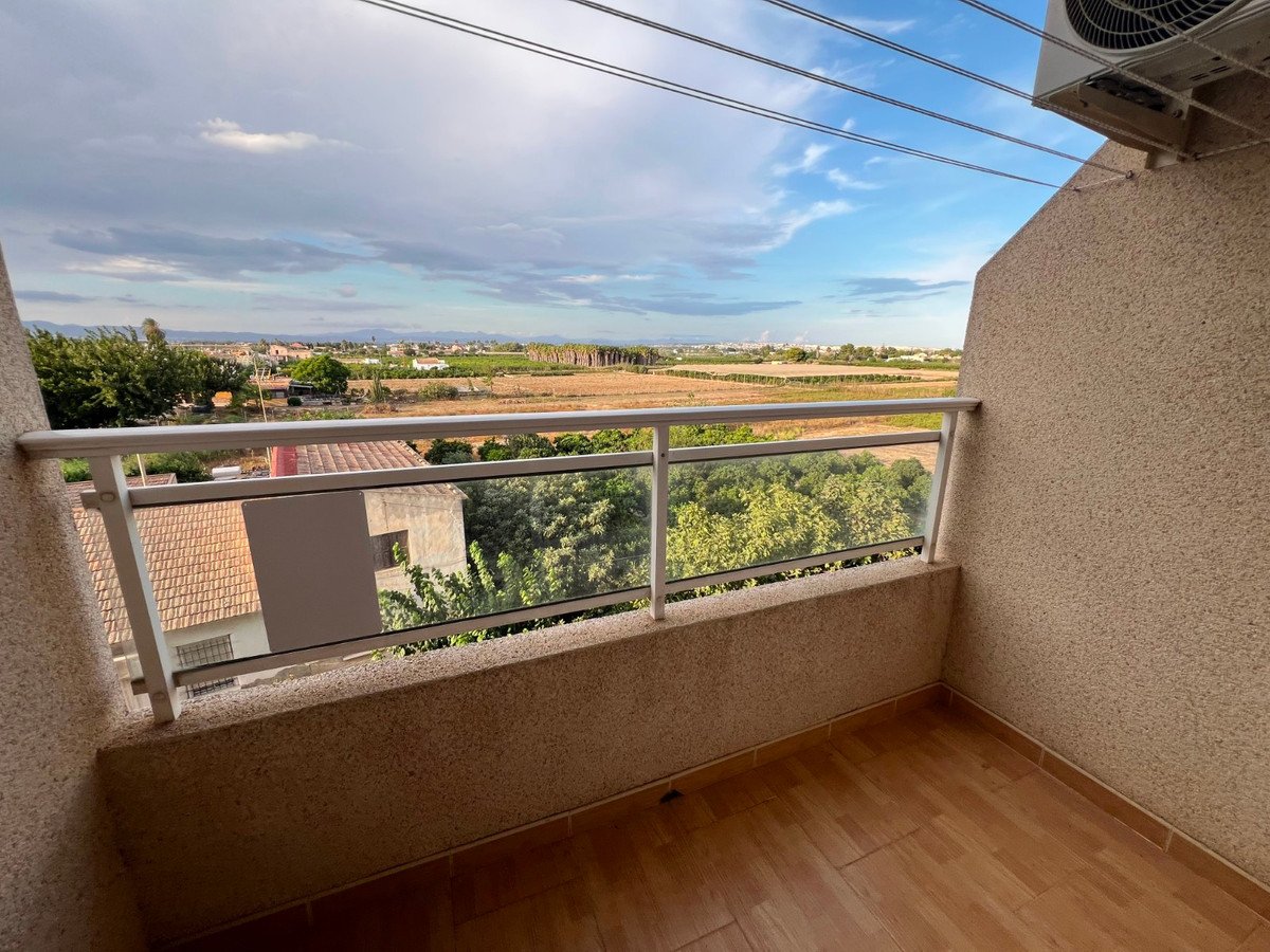 2 Bed Ground Floor Apartment in Formentera del Segura