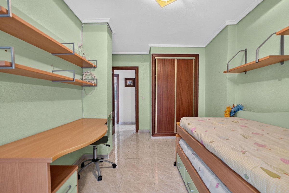 3 Bed Ground Floor Apartment in Torrevieja