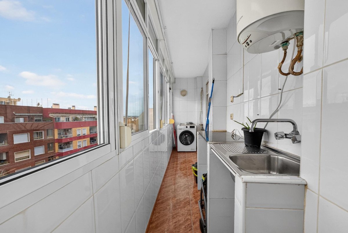 3 Bed Ground Floor Apartment in Torrevieja