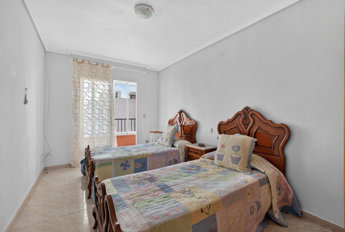 3 Bed Ground Floor Apartment in Torrevieja