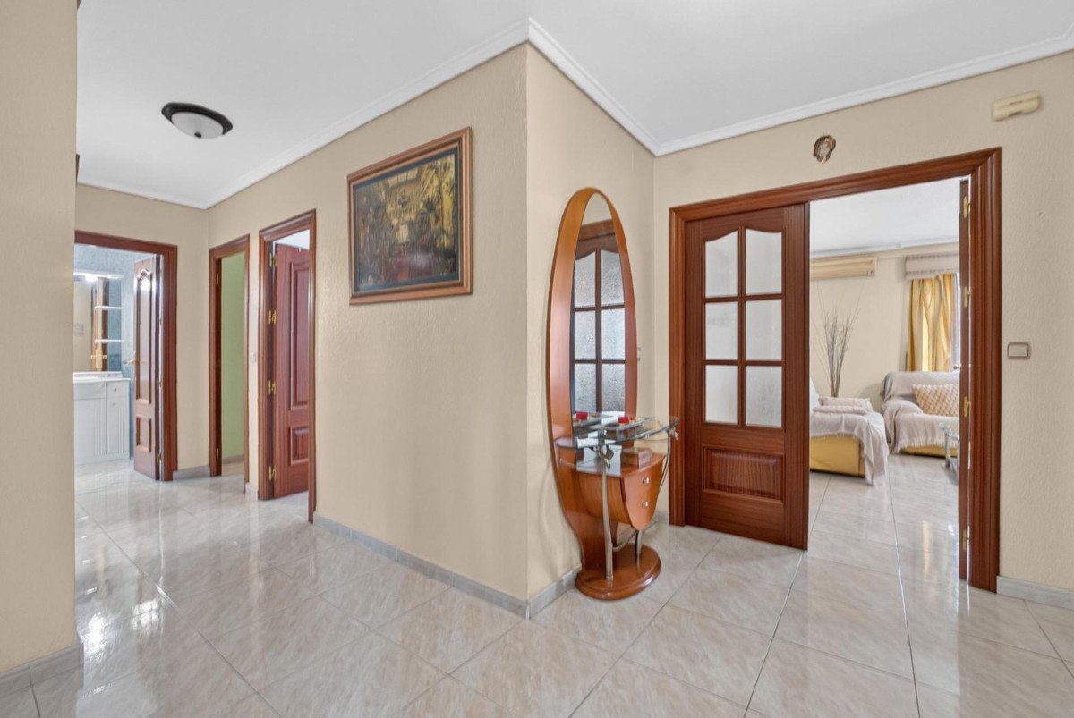 3 Bed Ground Floor Apartment in Torrevieja