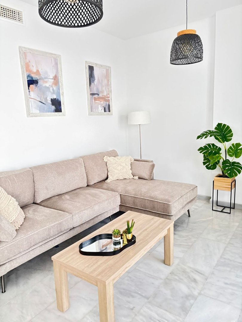2 Bed Middle Floor Apartment in Valle Romano