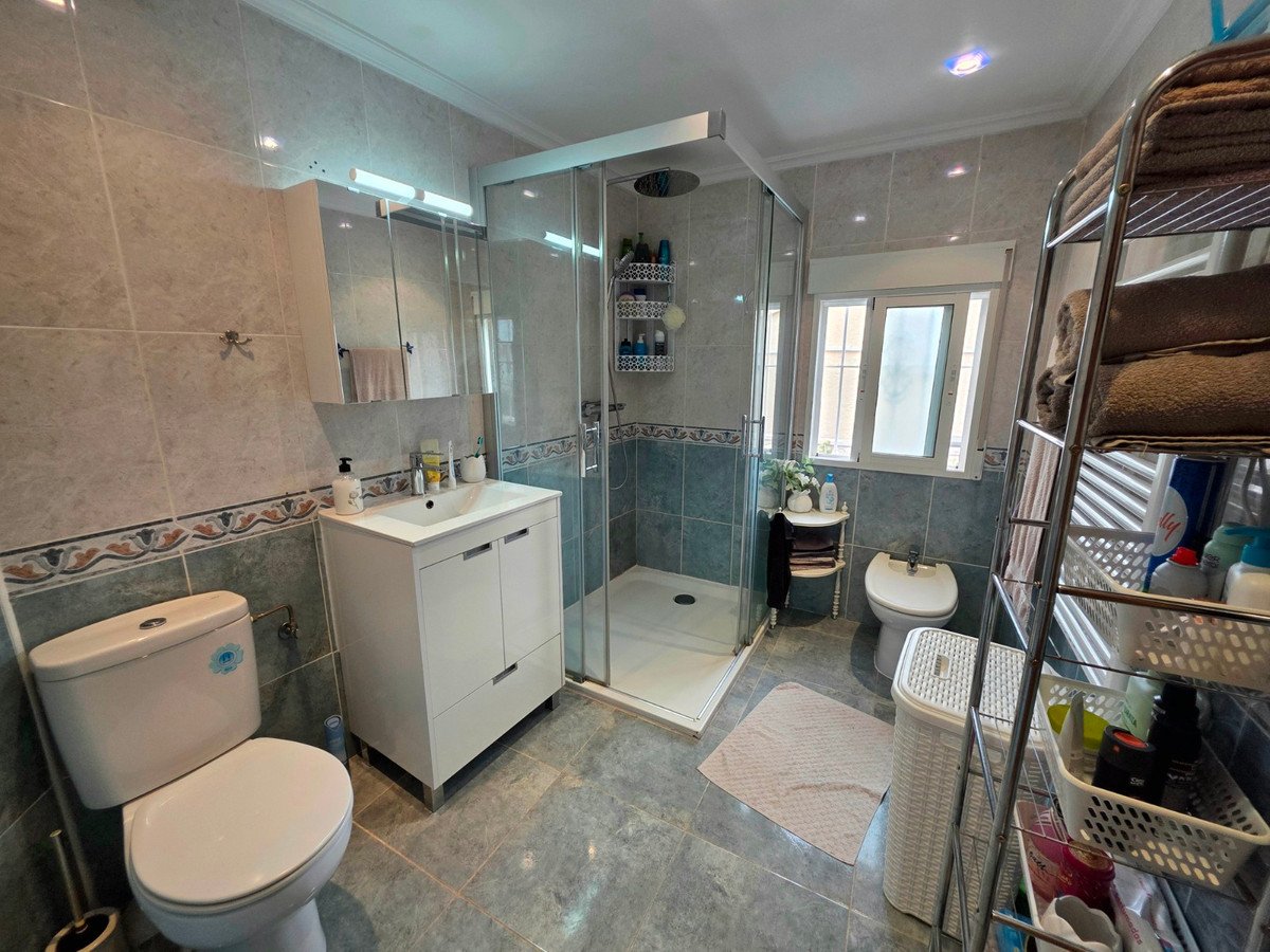 5 Bed Detached Villa in La Marina
