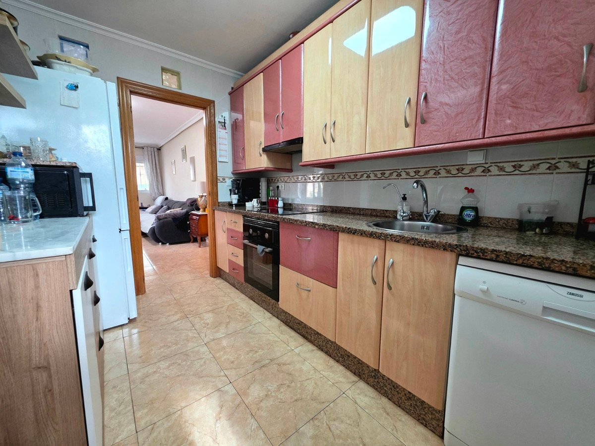 5 Bed Detached Villa in La Marina