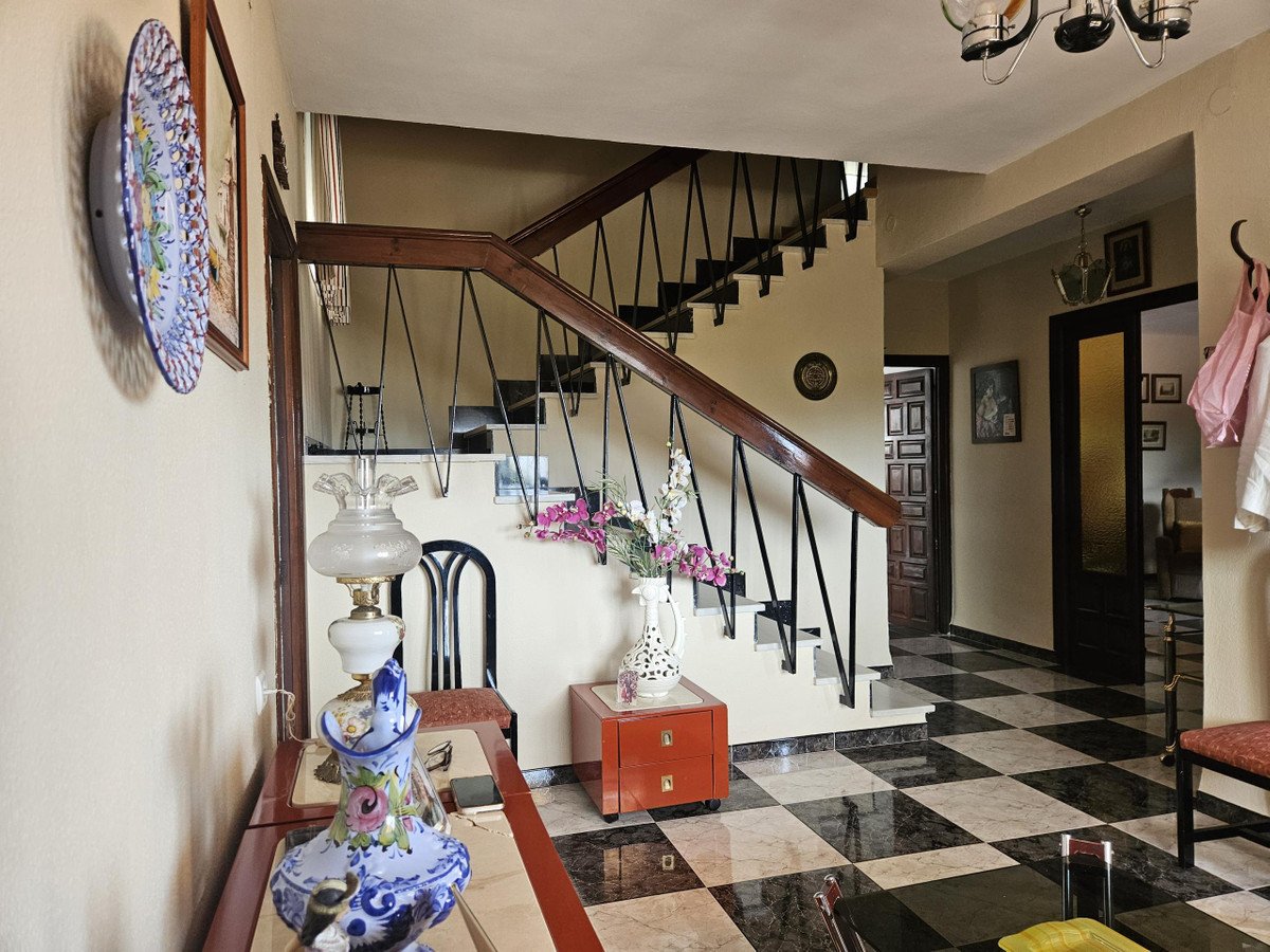 4 Bed Detached Villa in Casarabonela